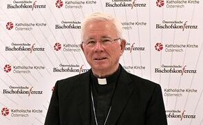 Erzbischof Franz Lackner bei der Pressekonferenz in Wien